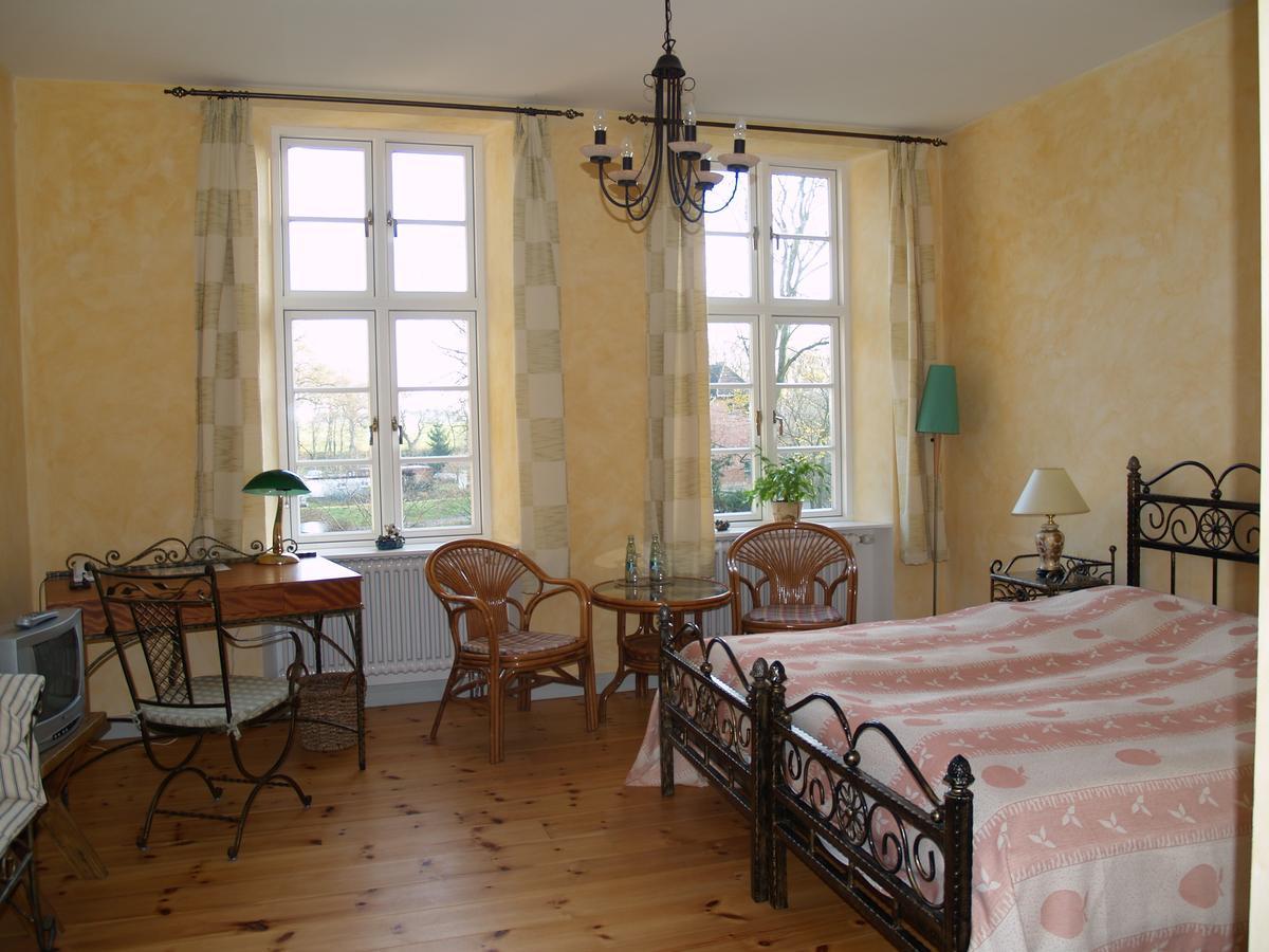 Landhaus Schloss Koelzow Kolzow Eksteriør bilde